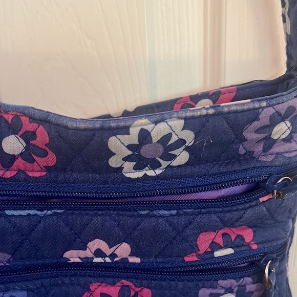 Vera Bradley Ellie Flowers Triple Zip Hipster - Picture 5 of 5